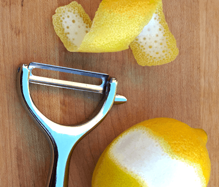 How to Cut Citrus Fruit Garnishes for Cocktails
